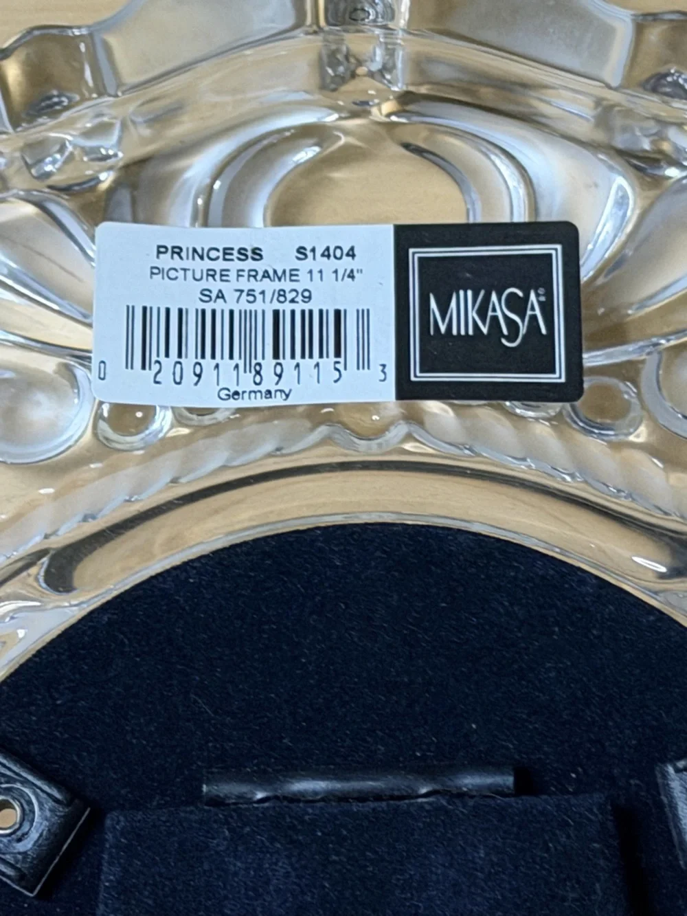 MIKASA Germany Princess Crystal 11 x 9 Picture Frame 5 x 7